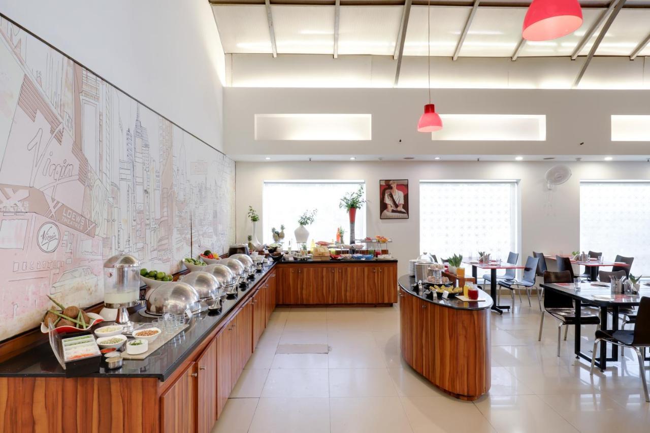 Red Fox By Lemon Tree Hotels, East Delhi Exterior photo