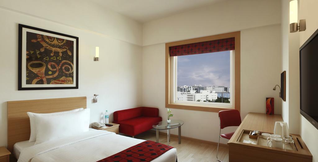 Red Fox By Lemon Tree Hotels, East Delhi Exterior photo